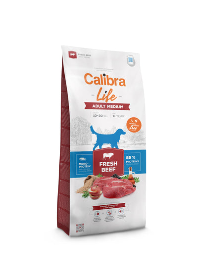 Calibra Dog Life Adult Medium Fresh Beef - superprémiové granule s hovězím pro střední psy